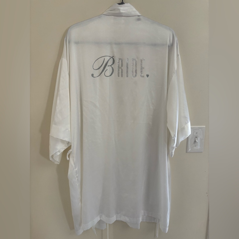 Victoria’s Secret BRIDE Satin Kimono Robe White Rhinestone Wedding Getting Ready